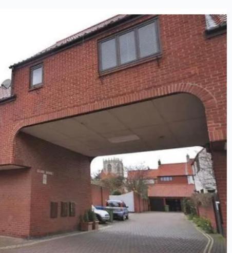 Holiday Apartment Beverley Exterior foto